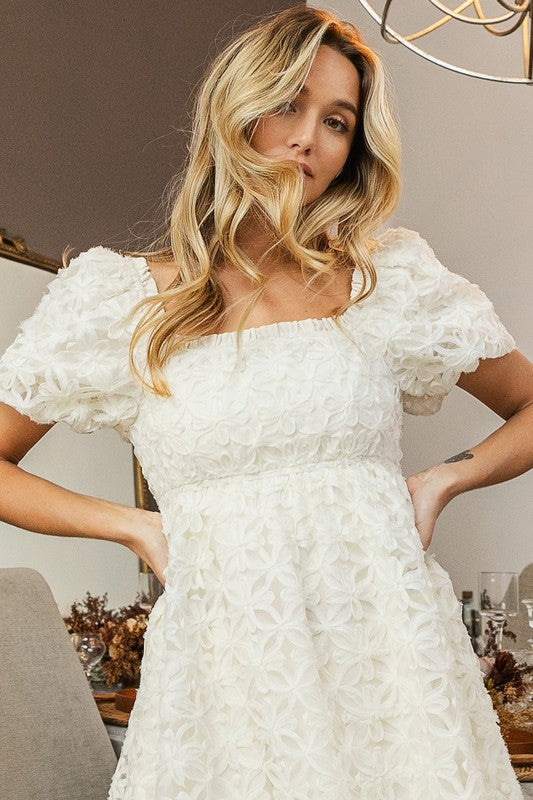 FLORAL LACE FULLY LINED DRESS WITH PUFF SLEEVES