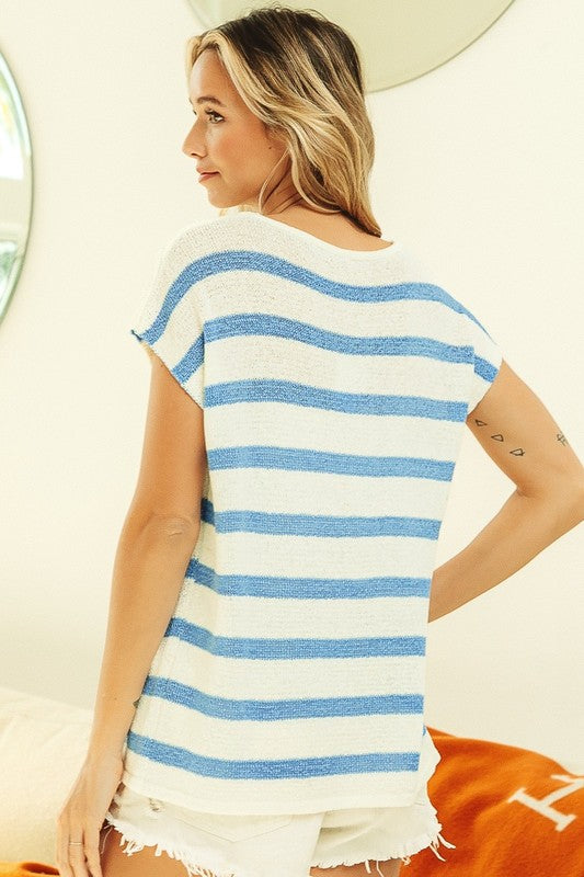 LIGHTWEIGHT STRIPED SWEATER TOP