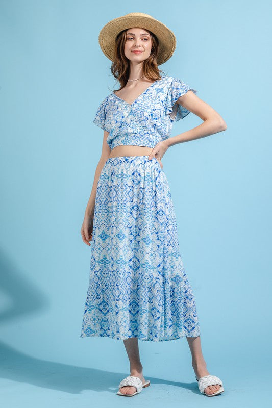 Ruffled sleeve printed crop top